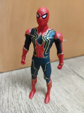Muñeco Spiderman Iron Spider Nuevo estrenar