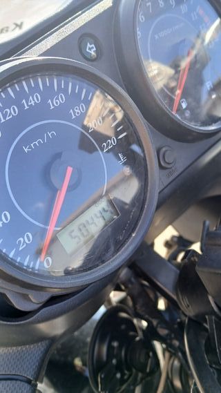 Kawasaki ER 6F Negra