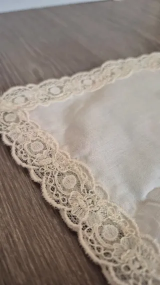 Mantilla Media Luna Hoguera Beige/Blanco