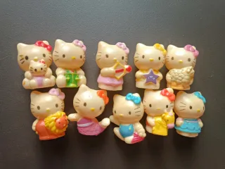 Set 7 Pezzi Hello Kitty Vari