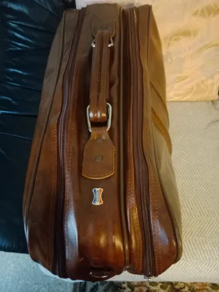 Maleta Marrón Vintage,  en buenas condiciones