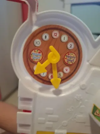 Pizzeria Pinypon, figuritas,moto y escuela Pinypon