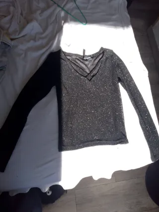 Blusa negra manga transparente