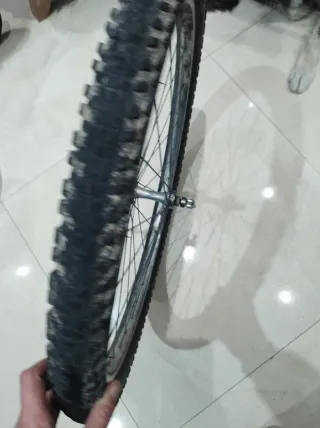 Rueda Delantera Mitas