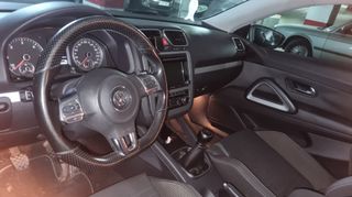 Volkswagen Scirocco 2.0 TDI 140cv Blanco 2010