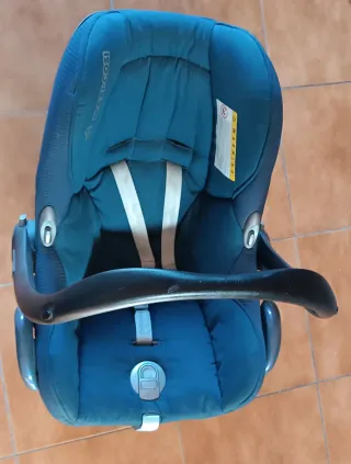 2 Maxi-Cosi para coche o carrito