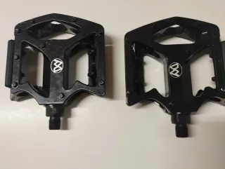 Pedales Monty Negros