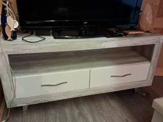 Mesa TV con cajones