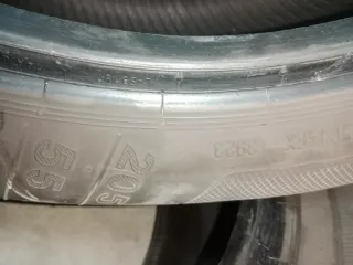 Neumático 205/55 R16 94V