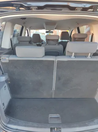 Volkswagen Touran 2011