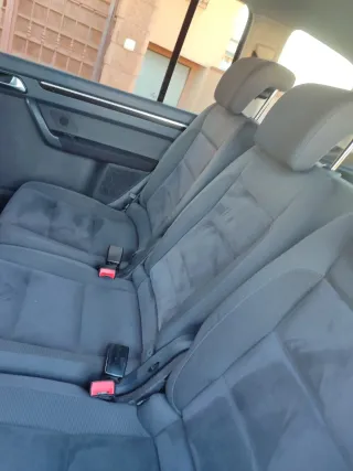 Volkswagen Touran 2011