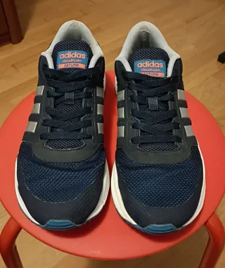 Zapatillas Adidas Saturn originales.