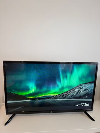 Televisor HD TV LED Negro 32” 80cm