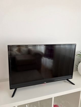 Televisor HD TV LED Negro 32” 80cm
