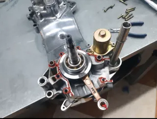 Yamaha Jog RR Blanca y Rosa