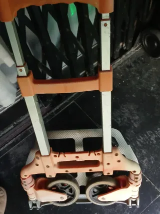 Carro para botellas de butano