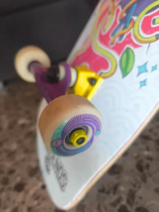 Monopatín El Nido Skate House Regalo protecciones