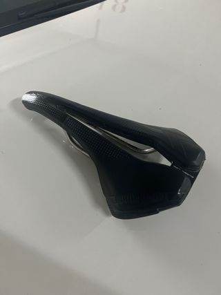 Sillín de bicicleta negro “selle italia”