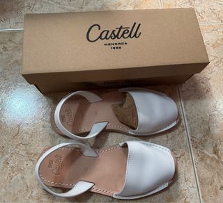 Sandalias Castell Talla 40 Blancas