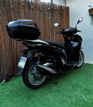 Honda SH350i 2022