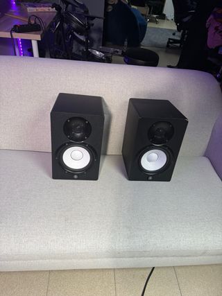 Monitores de Estudio Yamaha HS7
