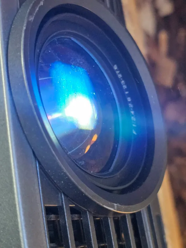 Proyector Mitsubishi XD460U Gris