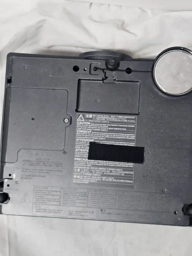 Proyector Mitsubishi XD460U Gris