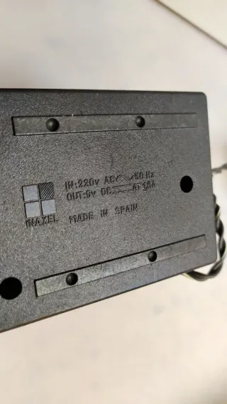 Fuente Sinclair ZX Spectrum (Gomas, ZX+)