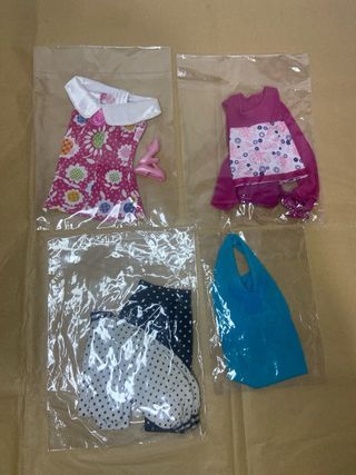 Lote 4 Conjuntos Barbie