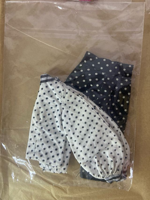 Lote 4 Conjuntos Barbie