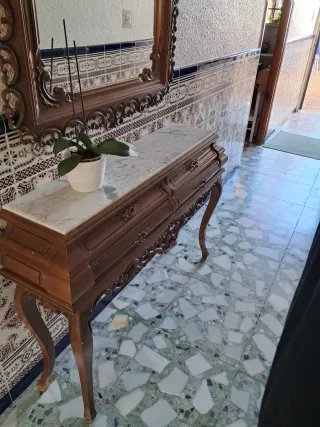 Recibidor y espejo madera y mármol