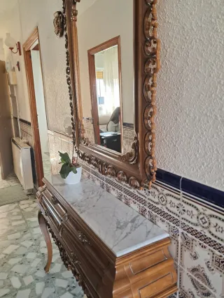 Recibidor y espejo madera y mármol