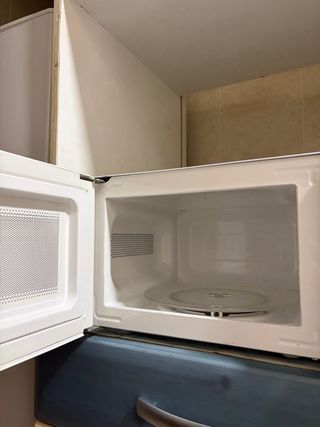 Microondas Taurus blanco poco uso