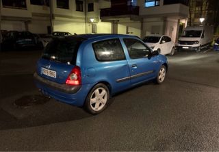 Renault Clio 2002