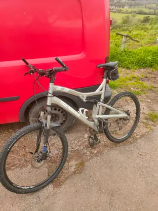 Bicicleta Rockrider 6.3