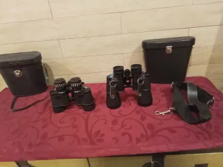 Prismáticos con estuches
