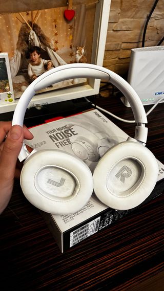 Cascos JBL Tune 770NC Blancos Nuevos