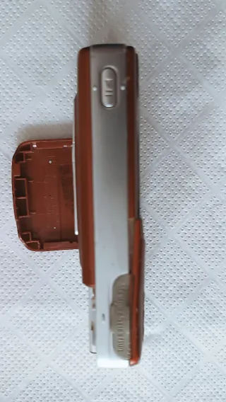 Teléfono Móvil Sony Ericsson Rojo