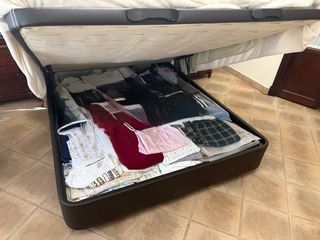 Canapé abatible de  polipiel marrón y colchon