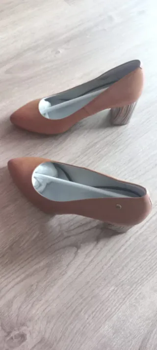 Zapatos de tacón Pikolinos marrones
