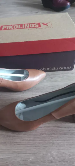 Zapatos de tacón Pikolinos marrones