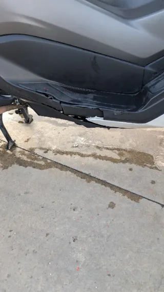 Yamaha NMAX 125 2024 Gris/Blanco negociable