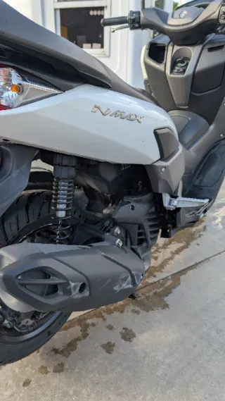 Yamaha NMAX 125 2024 Gris/Blanco negociable
