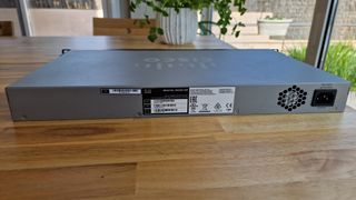 Switch Cisco SG200-26P 26 Puertos Gigabit PoE