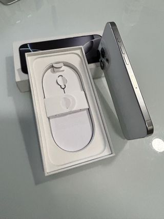 iPhone 16 Pro 256GB Titanio Blanco