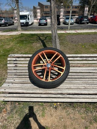 Llantas 18 con Goma Michelin Seminueva