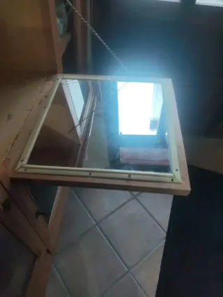 Mueble vitrina madera y cristal vintage