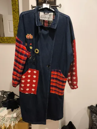 Abrigo vaquero patchwork floral