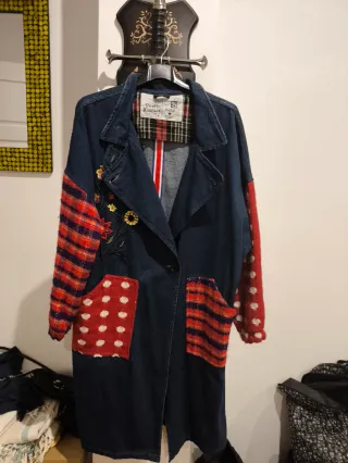 Abrigo vaquero patchwork floral