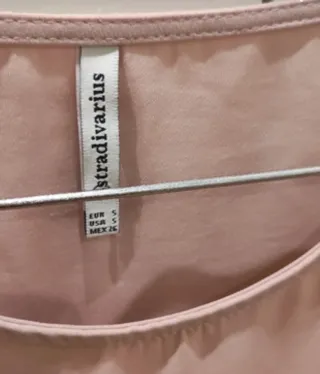 Blusa Stradivarius rosa manga acampanada